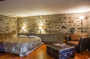 Nature-lover's dream! Rustic barn apartment on 150 acres, close to Skaneateles. - Image 3
