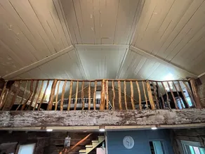 Authentic Log Cabin: The Den - Image 2