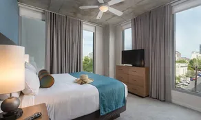 2BD/Austin with 2 Baths and Rooftop Pool! - Image 4