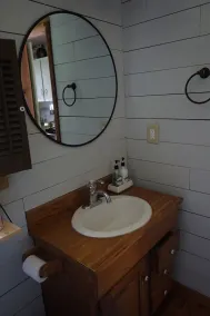 Cozy Cabin - Image 3