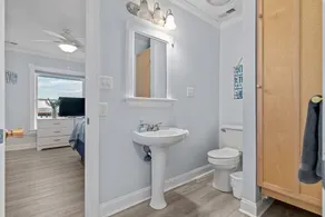 Swansboro's \"Seaside Bliss\" Apartment! ★Epic Sunsets★Walk Everywhere! ★Dock - Image 3