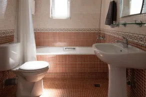 Villa con piscina privata, splendida vista sul mare e sulle montagne - wifi gratuito e aria condizionata - Image 2