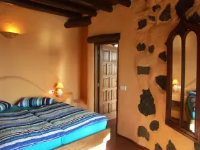 Casa Cora - dreamlike finca, pool, huge garden, WIFI, children's playground - Image 4