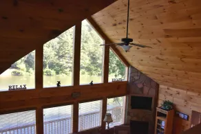 MTN CABIN LAKEFRONT,CANOE/3 KAYAKS,POOL TABLE,DOCK,FIRE PIT, FIREPLACE,JACUZZI - Image 2