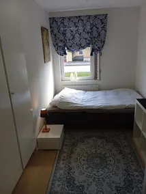 Charming 2-Bedroom Apartment in Historic Skara, Sweden - Image 5
