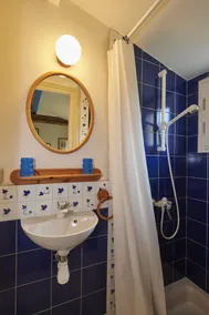 Sommerhus med udsigt til et slot - Image 3