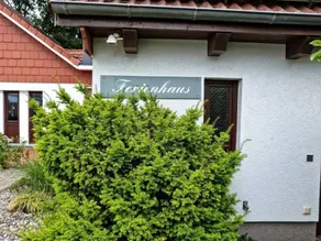Heisch: Cozy vacation home with terrace and beach chair - Ferienhaus Heisch - Image 4