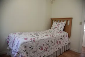 Cozy Mobile Home - Image 4