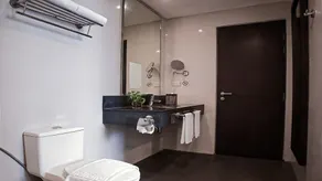 MCollection - Private Rooms in Historic Manila Chinatown - Image 4