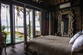 Absolute Beachfront Villa Laut - Image 5