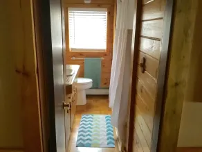 3 Bedroom year round lakefront home on Three Mile Pond with private dock - Image 4