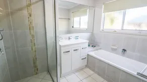 LALAPANZI holiday house - boat parking, pet friendly, on the beach - Image 2