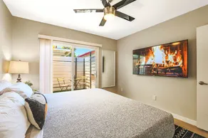 Rustic 2 Bedroom Canyon Suite Biltmore Camelback - Image 5