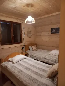 Individual chalet close to the Haute Joux Nordic area - Image 2