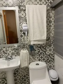 Casa Brisa Family 4 Bedrooms, Private pool 🏊‍♀️Jacuzzi&Terraza, 5 blocks malecon🏝️🌊☀️ - Image 2