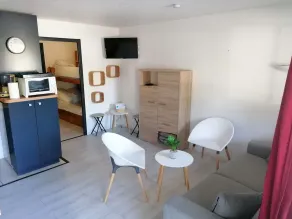 Studio Quiberon, with terrace, sleeps 4 - Image 4