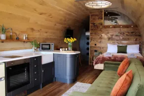 Burrow View  -  a hobbit hut that sleeps 4 guests  in 1 bedroom - Image 4