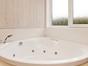 Three-Bedroom Holiday Home In Gelting 7 - Image 2