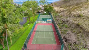 Lanikai living . 5 minute walk from Lanikai Beach. Pool, tennis court & hot tub. - Image 3
