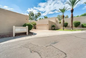 Elegant & Charming Townhome in the iconic Arizona Biltmore Estates - Image 5