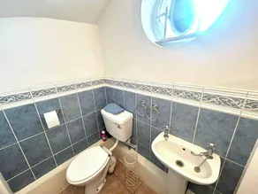 Private Lincoln Retreat - 4 Bedroom House - Image 5