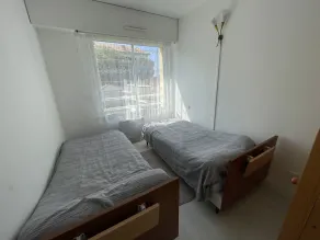 Cozy 2-Bedroom Apartment with Balcony & Full Amenities Near Arcachon Beach - Image 4