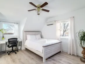 Cozy family waterfront retreat recently renovated - Image 5