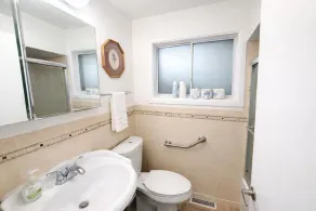 Entire Beautiful Wheeling Home!!! - Image 5