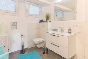 Schweizer Holiday Apartment – Relaxing Getaway at Lake Constance in Hemmenhofen - Image 3
