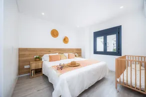 Apartment 'White Suites 2' with Shared Pool, Wi-Fi and Air Conditioning - Image 3