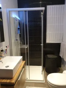 Apartamento de 2 habitaciones y 2 baños con aire acondicionado Bugibba - Image 3