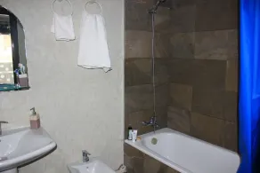 Apartment on the Corniche Swimming pool in modern residence - Image 2