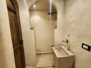 Cielitoo lindoo w/Skylight - Image 5