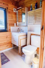 Quiet chalet with superb unobstructed view of the Morvan mountains - Image 3