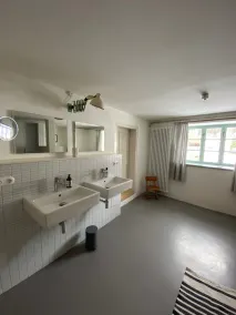 Historic farmhouse for exclusive use by up to 8 people 4 bedrooms 2 bathrooms - Image 2