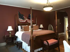 111 year old mansion - Image 4