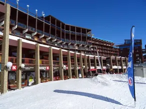 Ski-in/ski-out & foot of the slopes, 4th floor, view ski slopes, balcony, tv, 28m², Les Arcs - Image 3