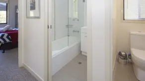 Lakeside Townhouse Jindabyne - Image 3