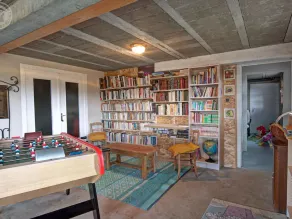 Spacious house with enclosed garden, pets allowed - Image 4