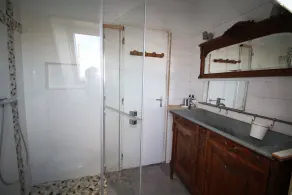 \"Babord\" PRETTY apartment with sea view and access to the BOUT DU MONDE - Image 3