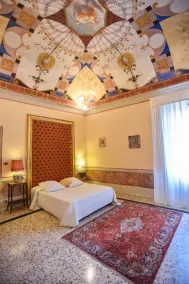 Palazzo Pannilini-résidence historique - Image 2