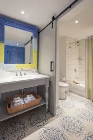 1-Bedroom Suite at a 4⭐️ Hotel - Image 5