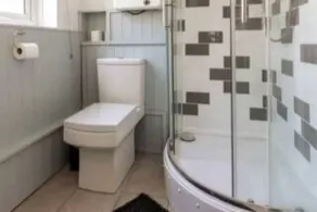 Stylish 2BD Family Hideaway in Dover - Image 3
