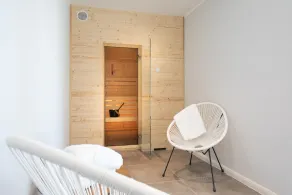 Modern vacation home in a quiet location - Image 3
