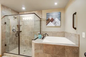 Elegant, dog-friendly retreat w/ shared pool & fireplace - near trails - Image 3