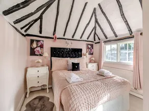 Brittons Hill Cottage - Image 4