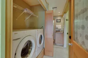 Renovated 3 Bedroom Eastsound Home with Hot Tub Fire Pit and Stunning Sound Views - Image 2