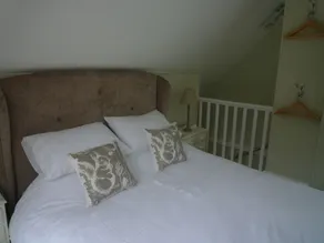 Squirrel, one bedroom barn conversion - Image 4