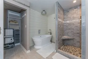 Lakefront Retreat with Game Room Hot Tub and Gym - Image 4