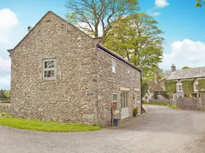 A beautifully finished, light and airy barn conversion where pets go free. - Image 5